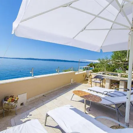 Nives Apartamento Trogir