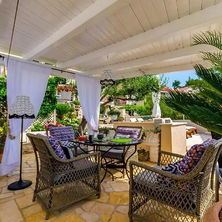 Nives Apartamento Trogir